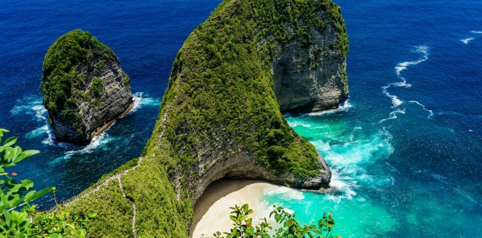 aerial photography of islad